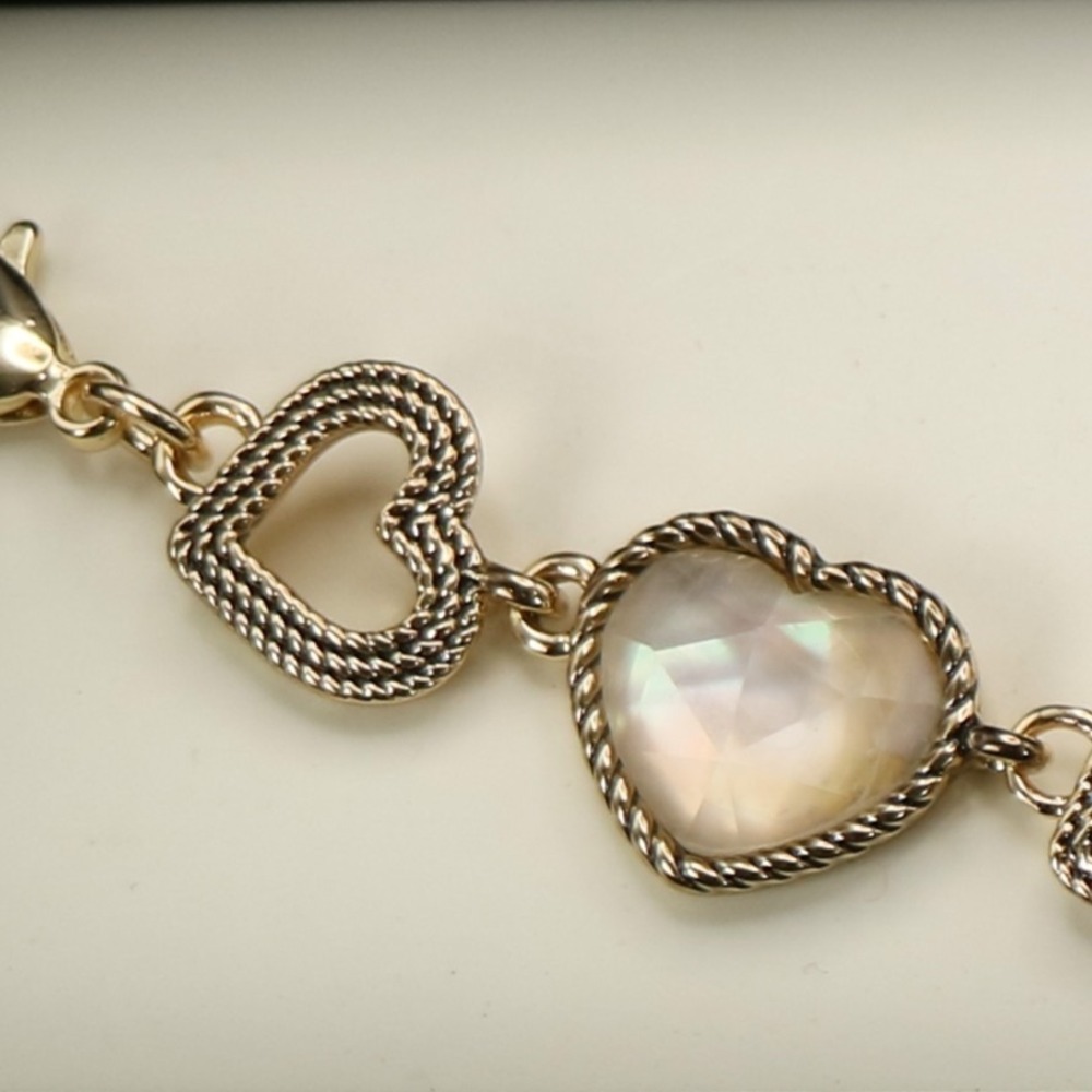 Napier Gold Tone Heart Link Bracelet Iridescent Faceted Stones NIB - Picture 5 of 6